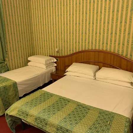Hi15 Hotel